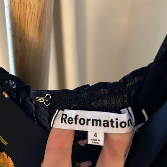 NWT: Reformation Petites Fulton Dress - Picture 8 of 9